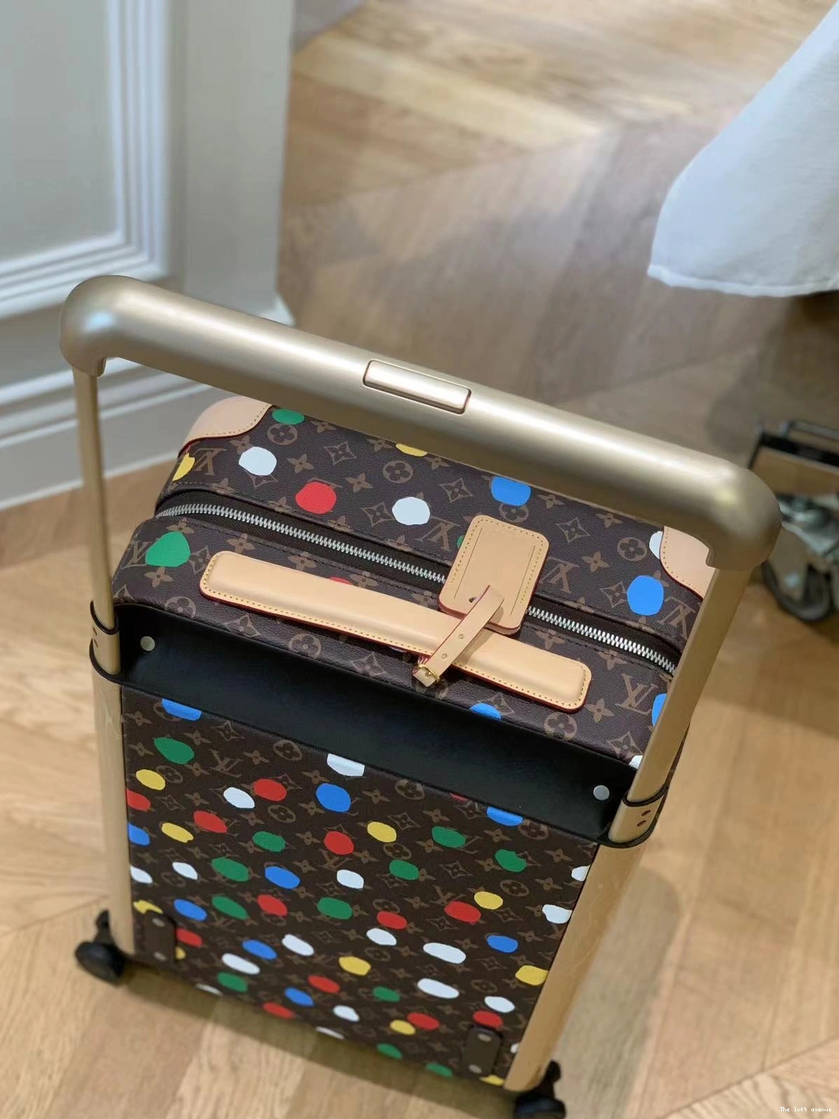 YAYOI 37L POLKADOT CUSTOM SUITCASE HORIZON 55 CABIN 0822